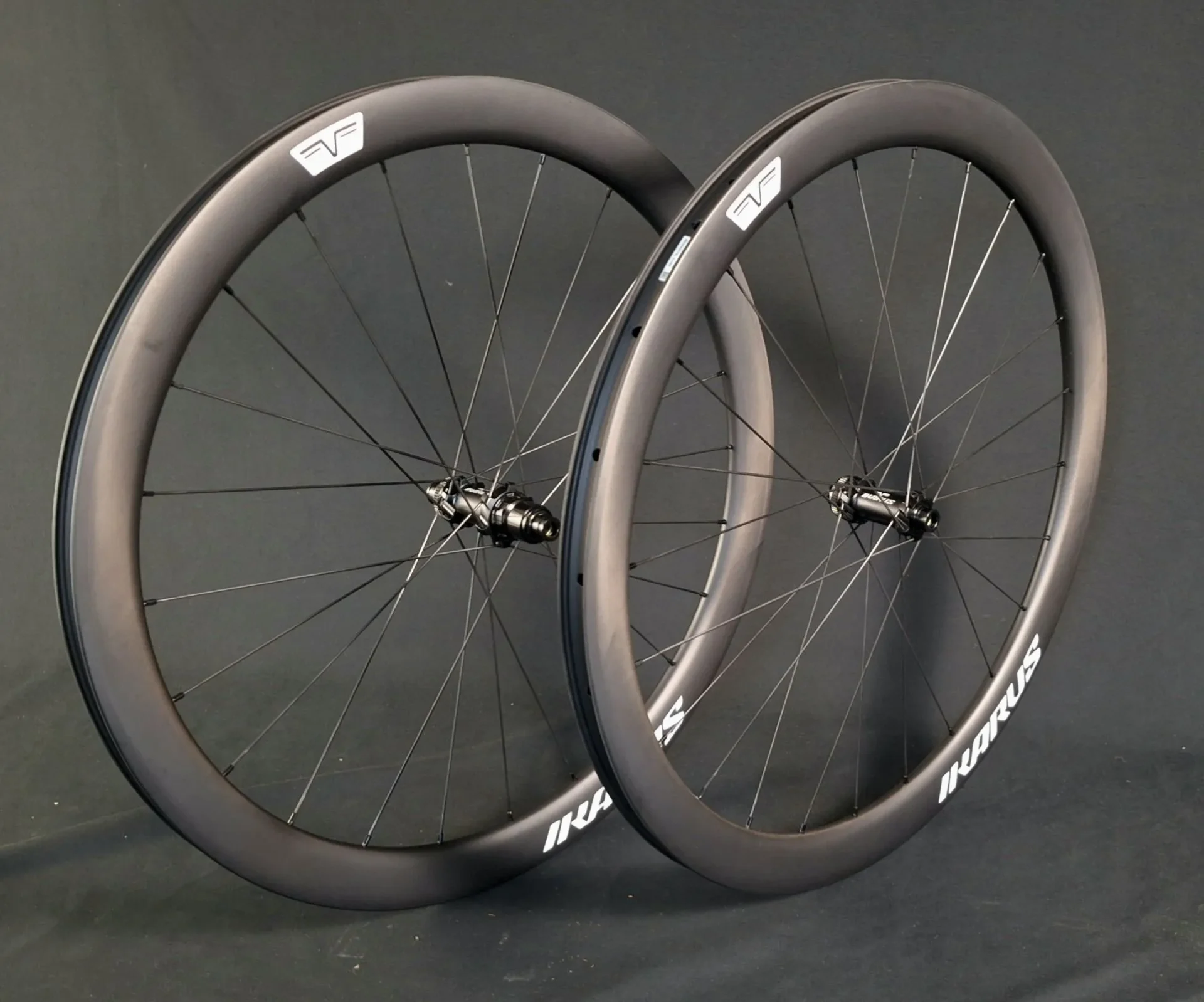 IKARUS-Carbon-Radsatz-45mm